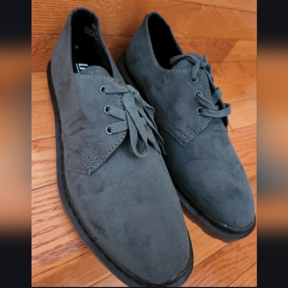 INC Men's Green Suede Shoes - Picture 2 of 9